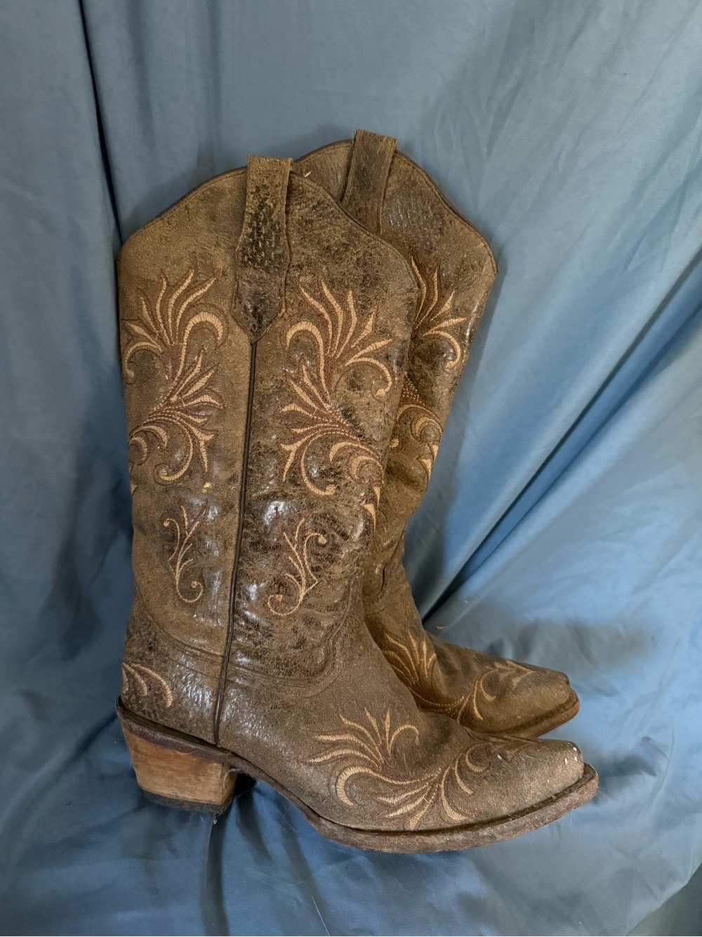 Women’s Corral Circle G Embroidered Cowboy Boots